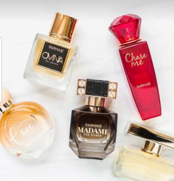 FARMASI -DR. C. TUNA ILLATOK ÉS PARFÜMÖK